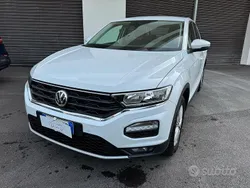 Bianco Usata 2020 VW T-Roc Style SUV | 16.699 € (Buon prezzo)