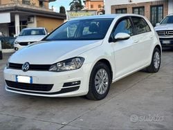 Bianco Usata 2016 VW Golf Coupé | 8000 € (Buon prezzo)