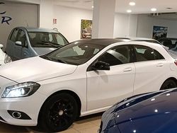 Bianco Usata 2014 Mercedes A180 Tre volumi | 8900 € (Ottimo prezzo)