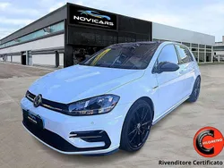 Bianco/ tetto nero Usata 2019 VW Golf VII Sportline Tre volumi | 17.900 € (Buon prezzo)