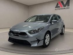 Grigio Usata 2022 Kia Ceed Due volumi | 15.800 €
