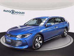 Reef blue metallizzato Usata 2024 VW Passat Business Station wagon | 32.500 € (Cara)