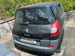 Nero Usata 2007 Renault Scénic Monovolume | 790 €