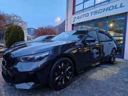 Sophistograu brillanteffekt Usata 2025 BMW 540 M Sport Station wagon | 72.900 €