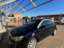 Nero Usata 2011 Audi A1 Tre volumi | 9000 € (Buon prezzo)