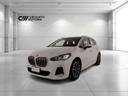 Bianco Usata 2023 BMW 218 Active Tourer M Sport Monovolume | 27.700 € (Buon prezzo)