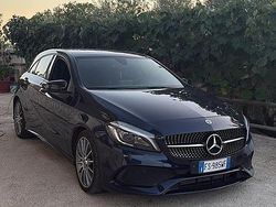 Blu Usata 2018 Mercedes A180 Premium Tre volumi | 19.000 €