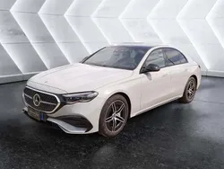 Grigio Usata 2024 Mercedes E200 AMG Line Premium Plus Tre volumi | 64.000 € (Buon prezzo)