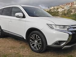 Bianco Usata 2017 Mitsubishi Outlander Instyle SUV | 13.500 € (Buon prezzo)