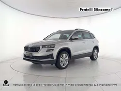 Argento brillante metallizzato Usata 2024 Skoda Karoq Selection SUV | 22.900 € (Ottimo prezzo)