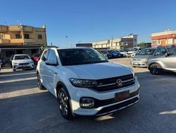 Bianco Usata 2022 VW T-Cross R-line SUV | 18.490 € (Buon prezzo)