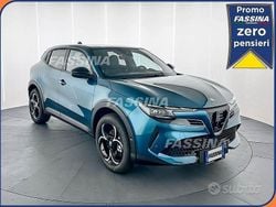 Blu Nuova 2025 Alfa Romeo Junior SUV | 27.600 € (Buon prezzo)