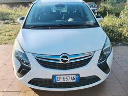 Bianco Usata 2012 Opel Zafira Monovolume | 3900 € (Buon prezzo)