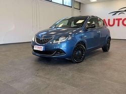 Blu Usata 2022 Lancia Ypsilon Gold Due volumi | 11.900 € (Buon prezzo)