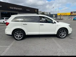 Usata 2013 Fiat Freemont Lounge SUV | 9900 € (Cara)