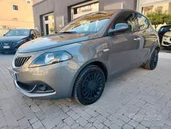 Grigio Usata 2022 Lancia Ypsilon Silver Due volumi | 11.490 € (Buon prezzo)