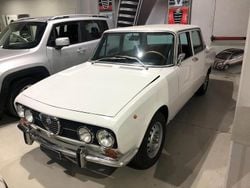 Bianco Usata 1972 Alfa Romeo 2000 Tre volumi | 16.890 €