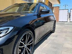 Nero carbonio Usata 2022 BMW 320 Station wagon | 33.500 € (Buon prezzo)