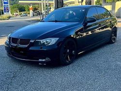 Nero Usata 2006 BMW 320 Tre volumi | 4200 € (Buon prezzo)
