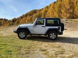 Bianco Usata 2011 Jeep Wrangler Sport SUV | 29.500 € (Molto cara)