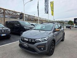 Grigio Nuova 2025 Dacia Sandero Extreme Due volumi | 19.000 € (Cara)