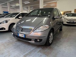 Grigio Usata 2007 Mercedes A150 Elegance Tre volumi | 5900 € (Cara)
