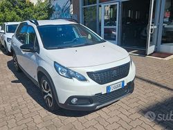 Bianco Usata 2017 Peugeot 2008 GT-line SUV | 9950 € (Buon prezzo)