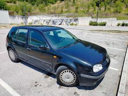 Nero Usata 1999 VW Golf IV Tre volumi | 1200 € (Buon prezzo)