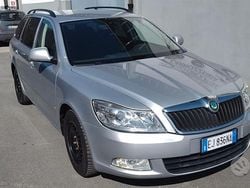 Usata 2011 Skoda Octavia Station wagon | 3000 € (Cara)