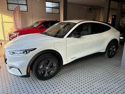 Bianco Usata 2023 Ford Mustang Mach-E SUV | 31.500 € (Buon prezzo)