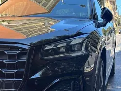 Usata 2021 Audi Q2 Black Edition SUV | 27.500 € (Molto cara)