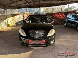 Nero Usata 2011 Lancia Ypsilon Due volumi | 4490 € (Buon prezzo)
