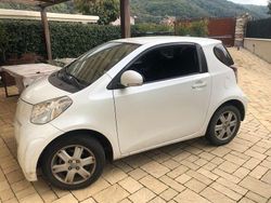 Bianco Usata 2009 Toyota iQ Due volumi | 8000 € (Cara)