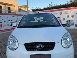 Bianco Usata 2010 Kia Picanto Due volumi | 3650 € (Buon prezzo)