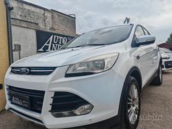 Bianco Usata 2013 Ford Kuga SUV | 7999 € (Buon prezzo)