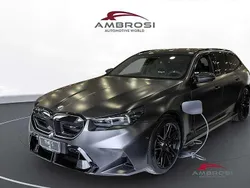 Grigio Nuova 2025 BMW M5 Station wagon | 147.900 € (Cara)