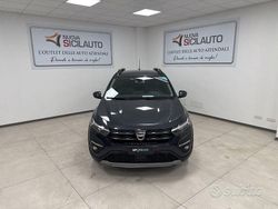 Grigio Usata 2022 Dacia Sandero Stepway Tre volumi | 12.500 € (Buon prezzo)
