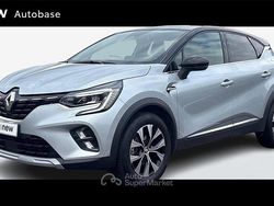 Grigio Usata 2022 Renault Captur Techno SUV | 16.490 € (Buon prezzo)