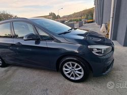 Blu Usata 2016 BMW 218 Tre volumi | 6500 € (Cara)