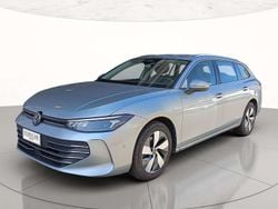 Dolomite silver metallizzato Usata 2024 VW Passat Business Station wagon | 34.900 € (Buon prezzo)