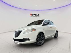 Bianco Usata 2015 Lancia Ypsilon Gold Due volumi | 7450 € (Molto cara)