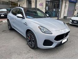 Grigio Usata 2023 Maserati Grecale SUV | 59.900 € (Buon prezzo)