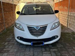 Bianco Usata 2015 Lancia Ypsilon Gold Due volumi | 6100 € (Buon prezzo)
