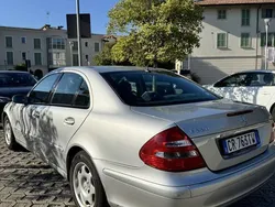 Usata 2004 Mercedes E220 Classic Tre volumi | 4800 € (Cara)