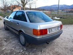 Grigio Usata 1986 Audi 80 Tre volumi | 4200 €