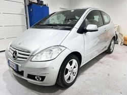 Argento Usata 2010 Mercedes A150 Avantgarde Coupé | 5500 € (Buon prezzo)