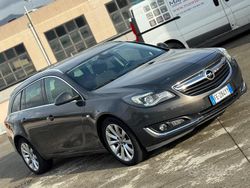 Grigio Usata 2016 Opel Insignia Station wagon | 7999 € (Buon prezzo)