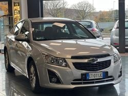 Argento Usata 2013 Chevrolet Cruze Tre volumi | 4800 € (Buon prezzo)