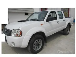 Bianco Usata 2011 Nissan Navara Pick-up | 10.800 € (Super prezzo)