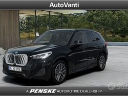 Nero Nuova 2025 BMW iX1 M Sport SUV | 53.050 € (Buon prezzo)